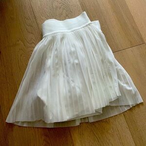 Lululemon White Pleated Skirt, Worn Once!
